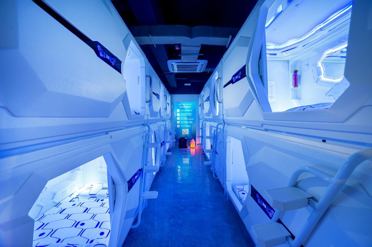 Riccarton Capsule Hotel Kuala Lumpur Exterior photo